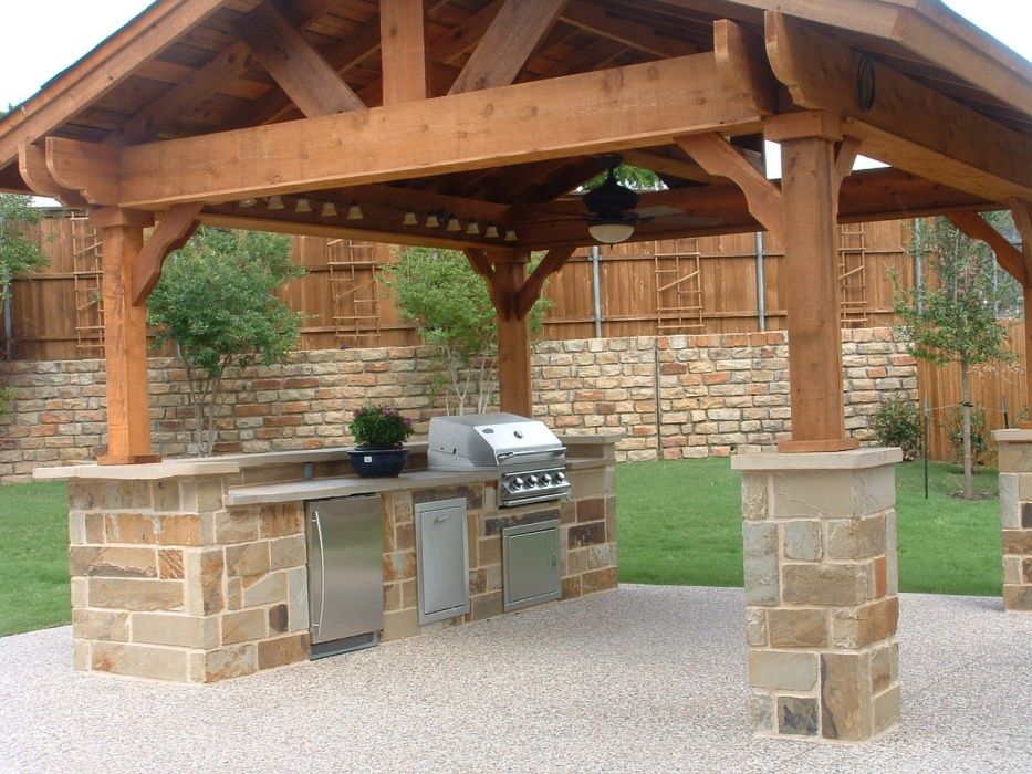 Outdoor Kitchen Photo Gallery - Milanese Remodeling